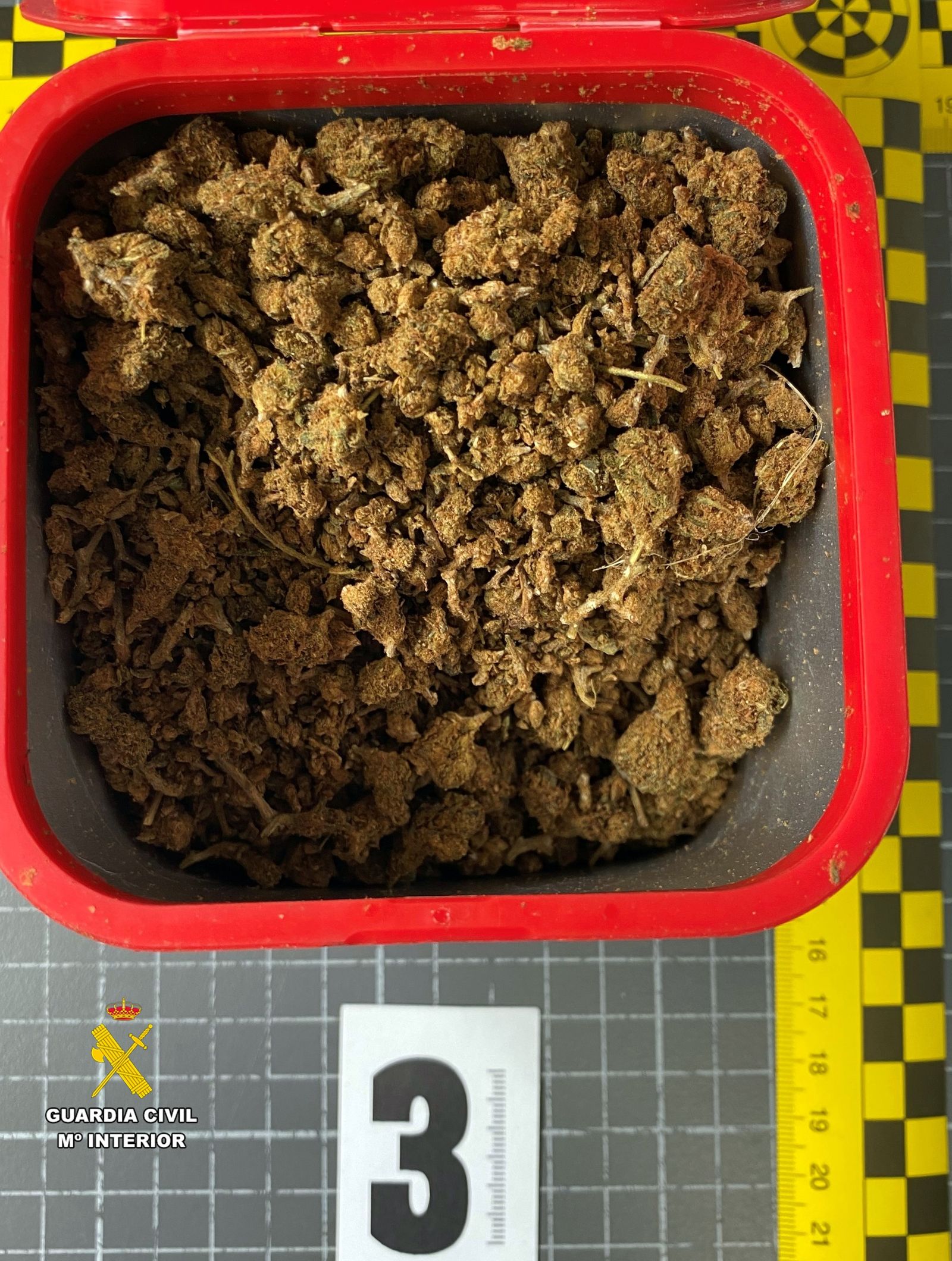 Parte de la droga intervenida.