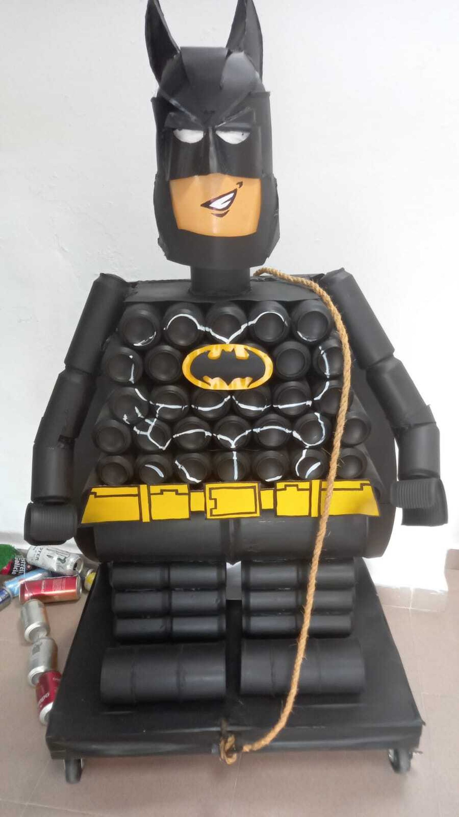Tercer premio para el ‘Lego Batman’ presentado por Josefa Moreno Villanueva.