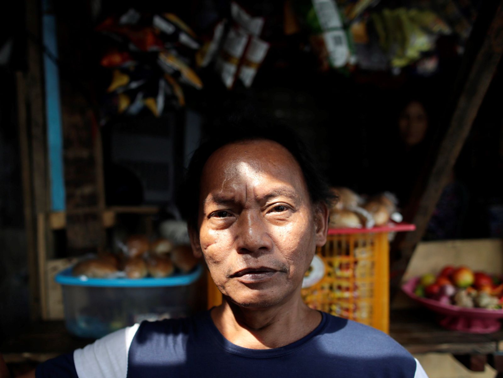 Casas en un mar de plástico filipino