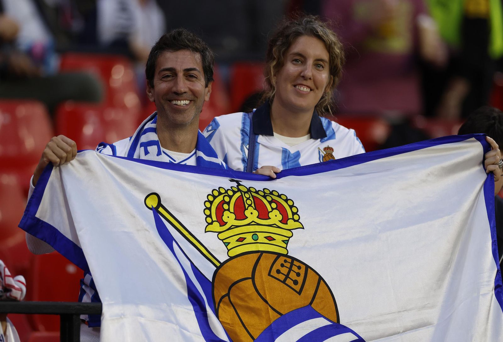 Búscate en las fotos del Sevilla Fc - Real Sociedad