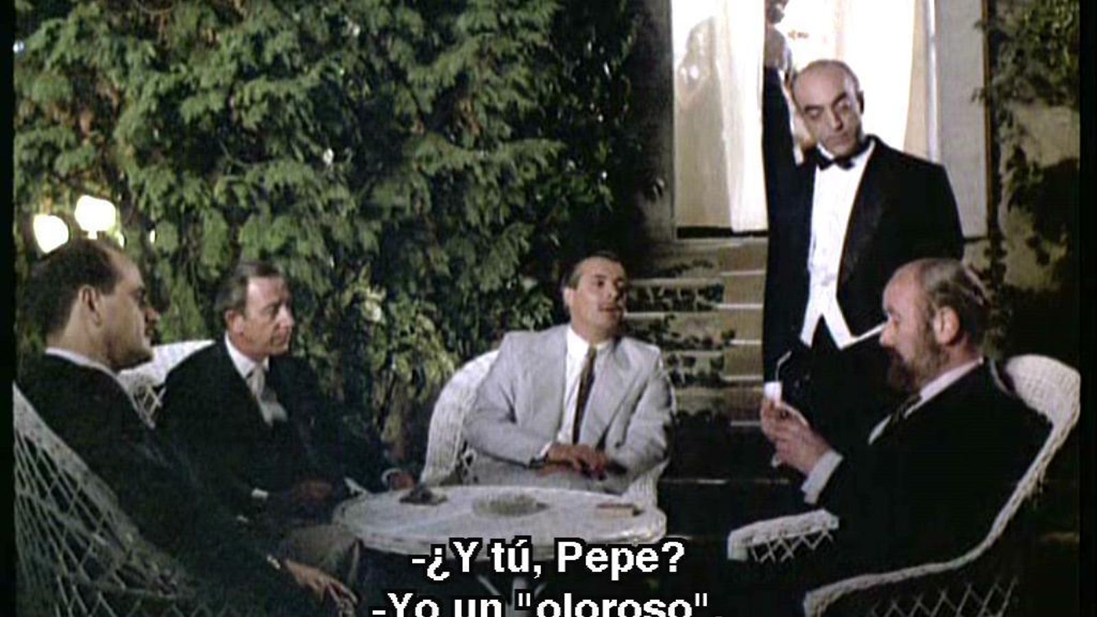 Caballero Bonald en la película 'Dragon Rapide'.