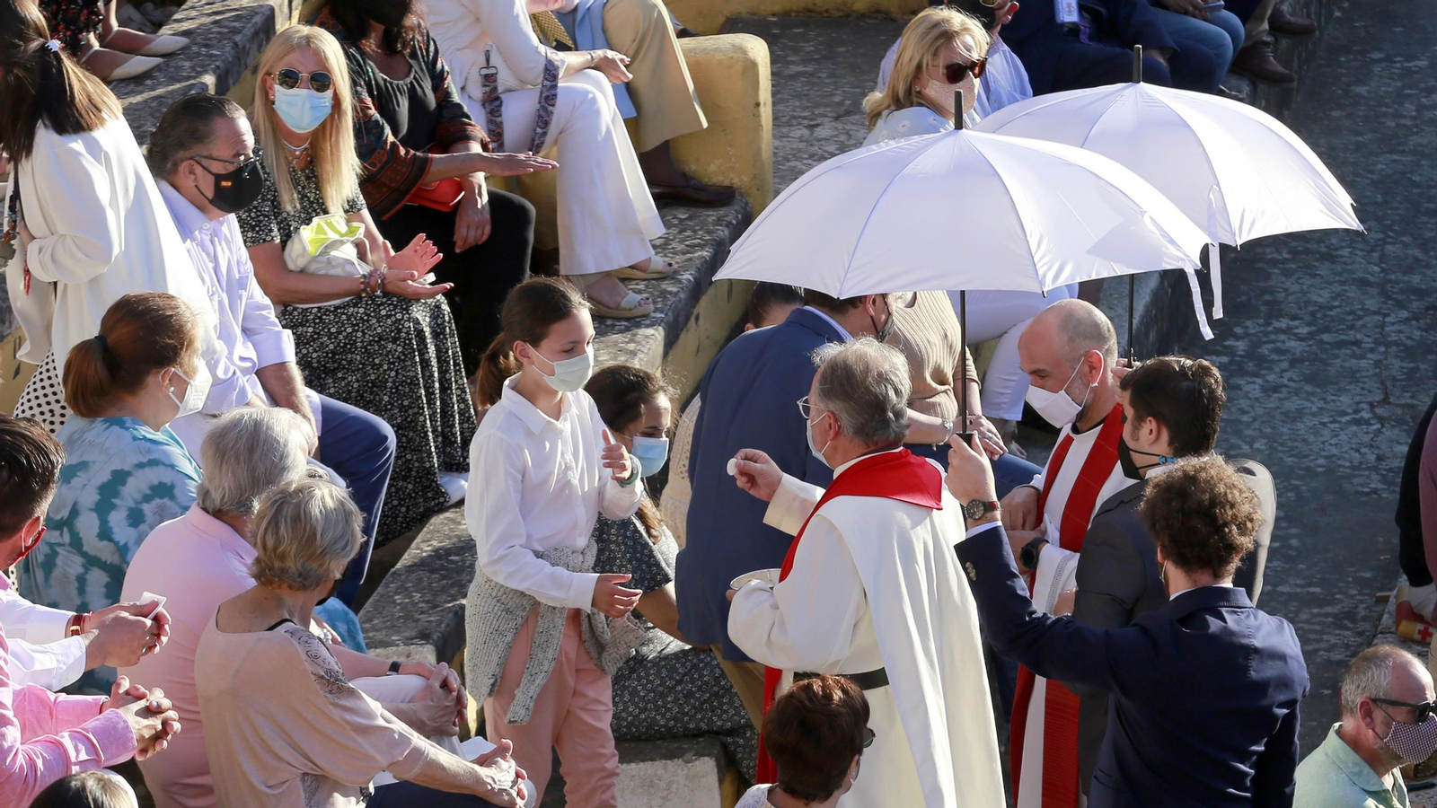 Imágenes de la Misa de Pentecostés en la Plaza de Toros de Jerez