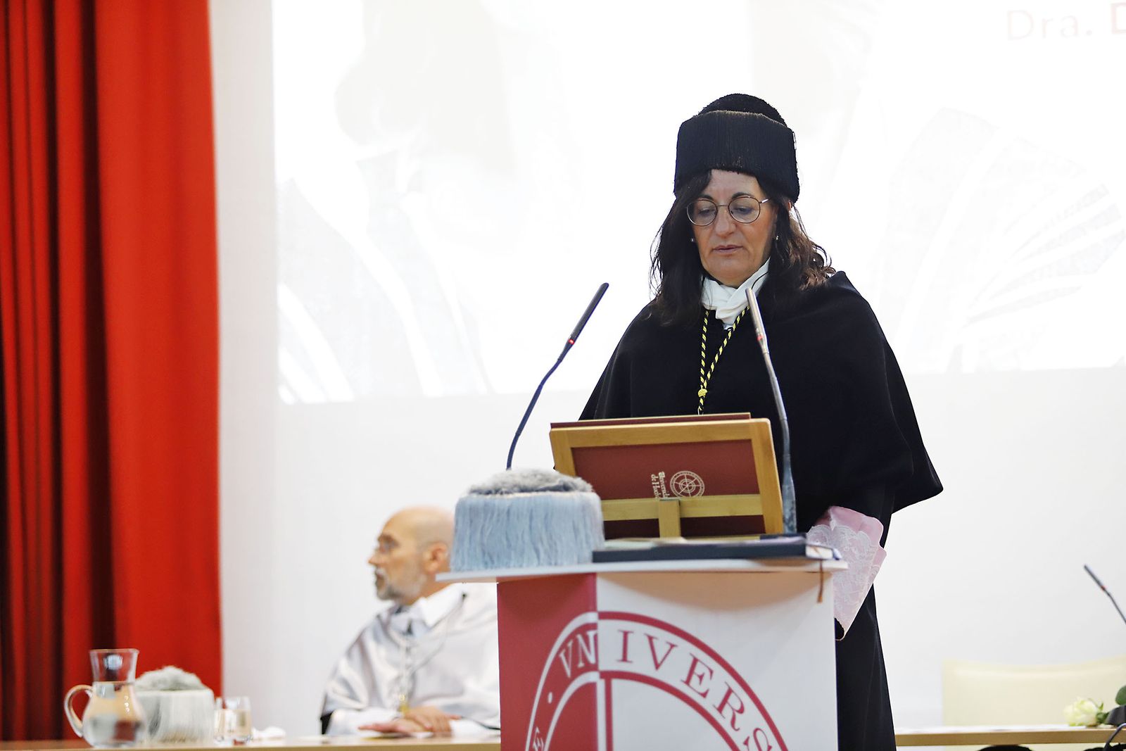 Acto de investidura de María Teresa Moreno Casbas como Doctora Honoris Causa de la Universidad de Huelva
