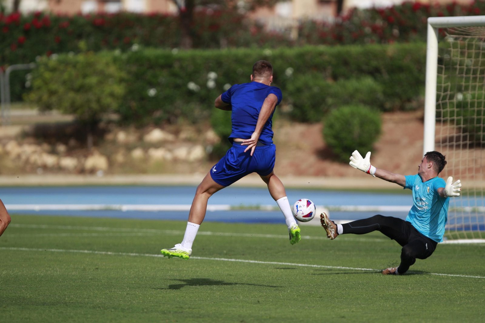 Primer entrenamiento de la temporada 2023-2024 para la UDA