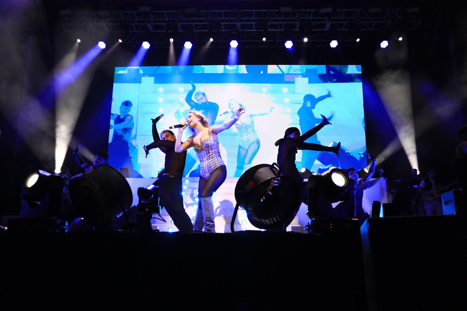 Las mejores imágenes del concierto de Ana Mena en Colombinas 2024