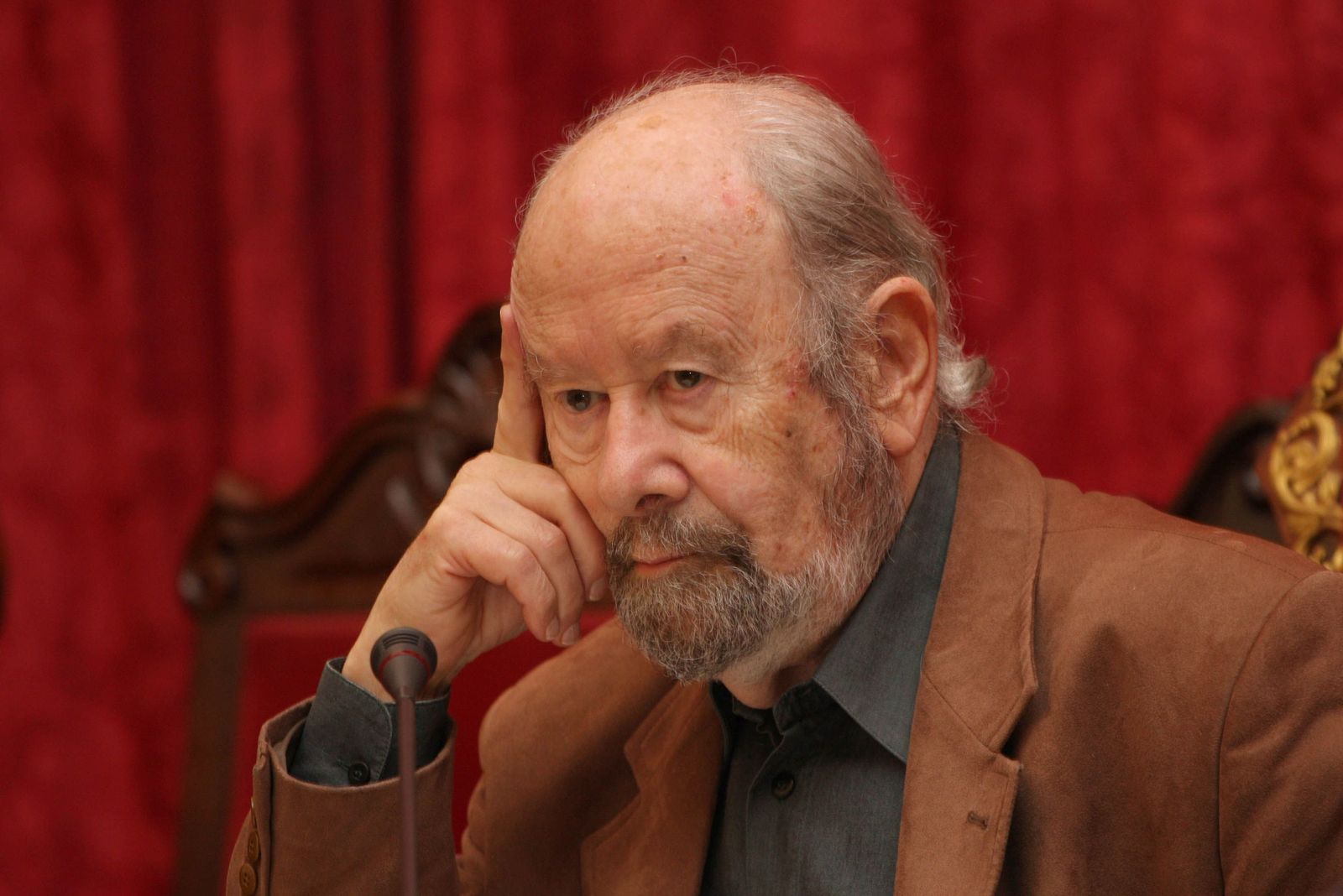 José Manuel Caballero Bonald.