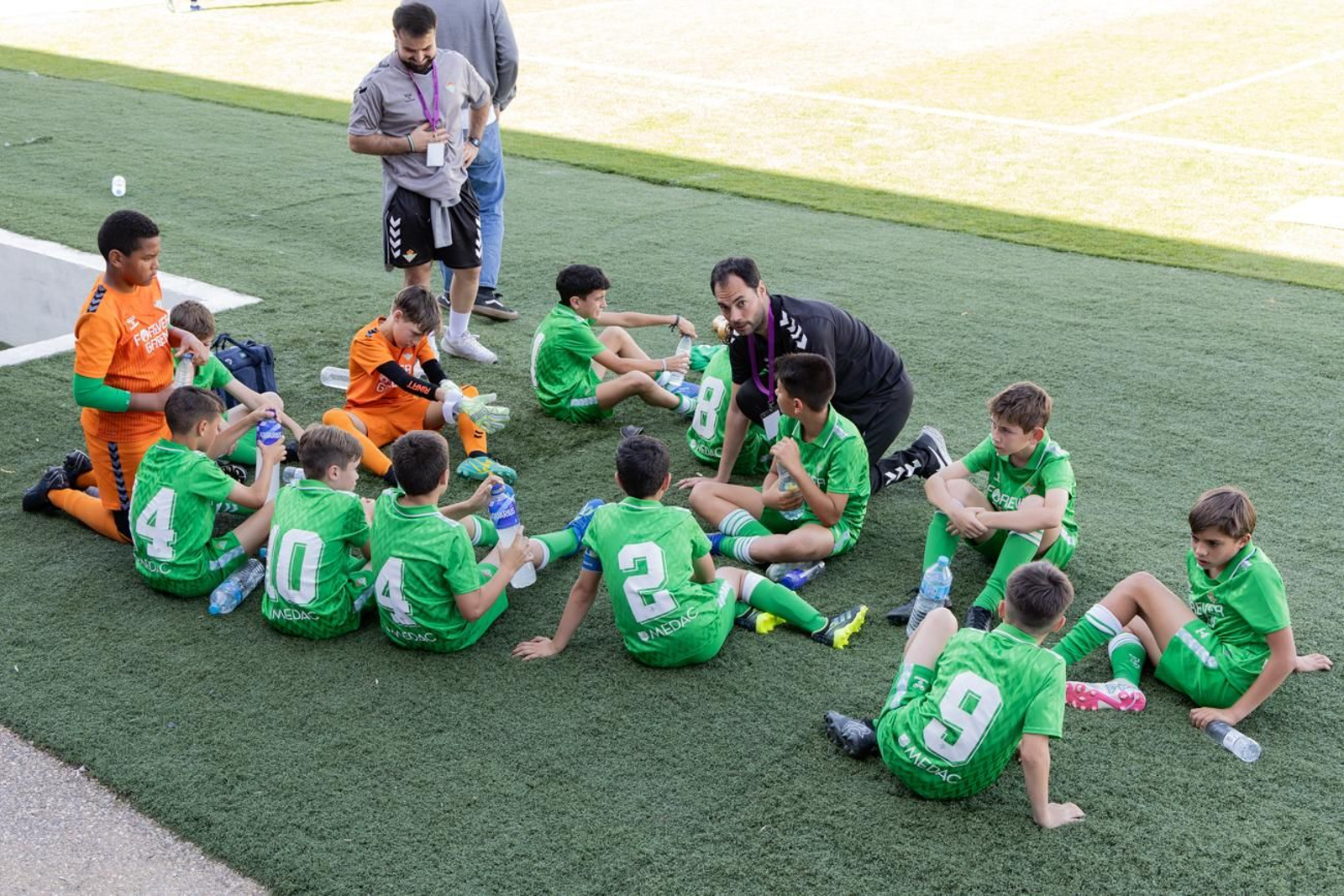 ¿Estuviste en la Jaén Cup viendo a los mejores equipos de Europa? Búscate aquí