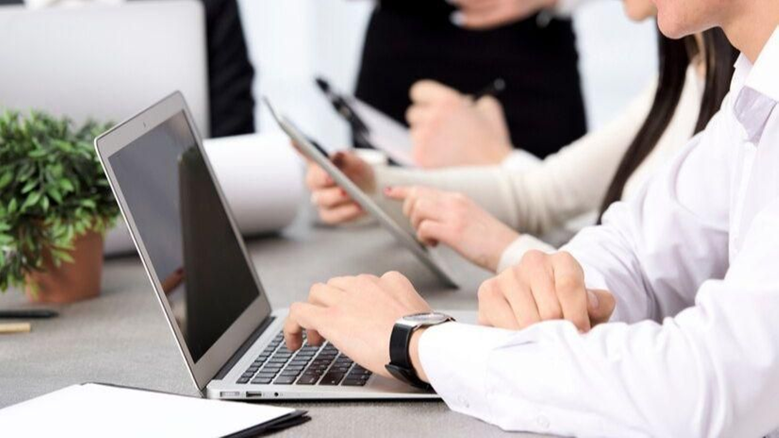 5 beneficios de un software para la comunicación interna en las empresas