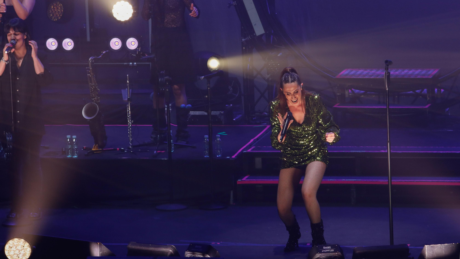 Fotos del concierto de Malú en La Línea