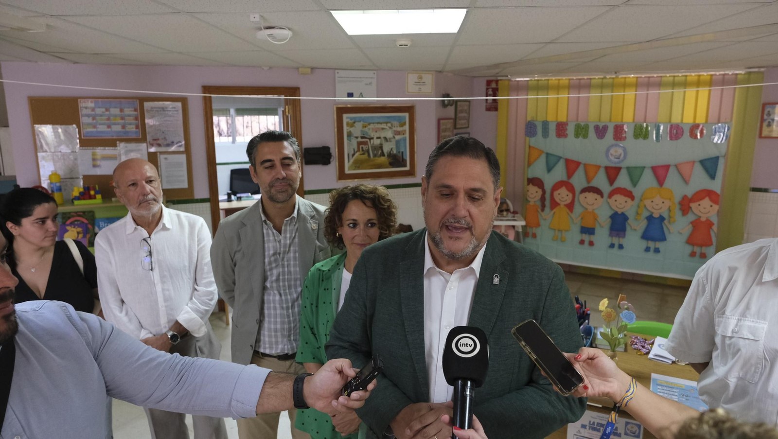 Inauguración del curso escolar infantil en el centro Santo Ángel de la Guarda, en imágenes
