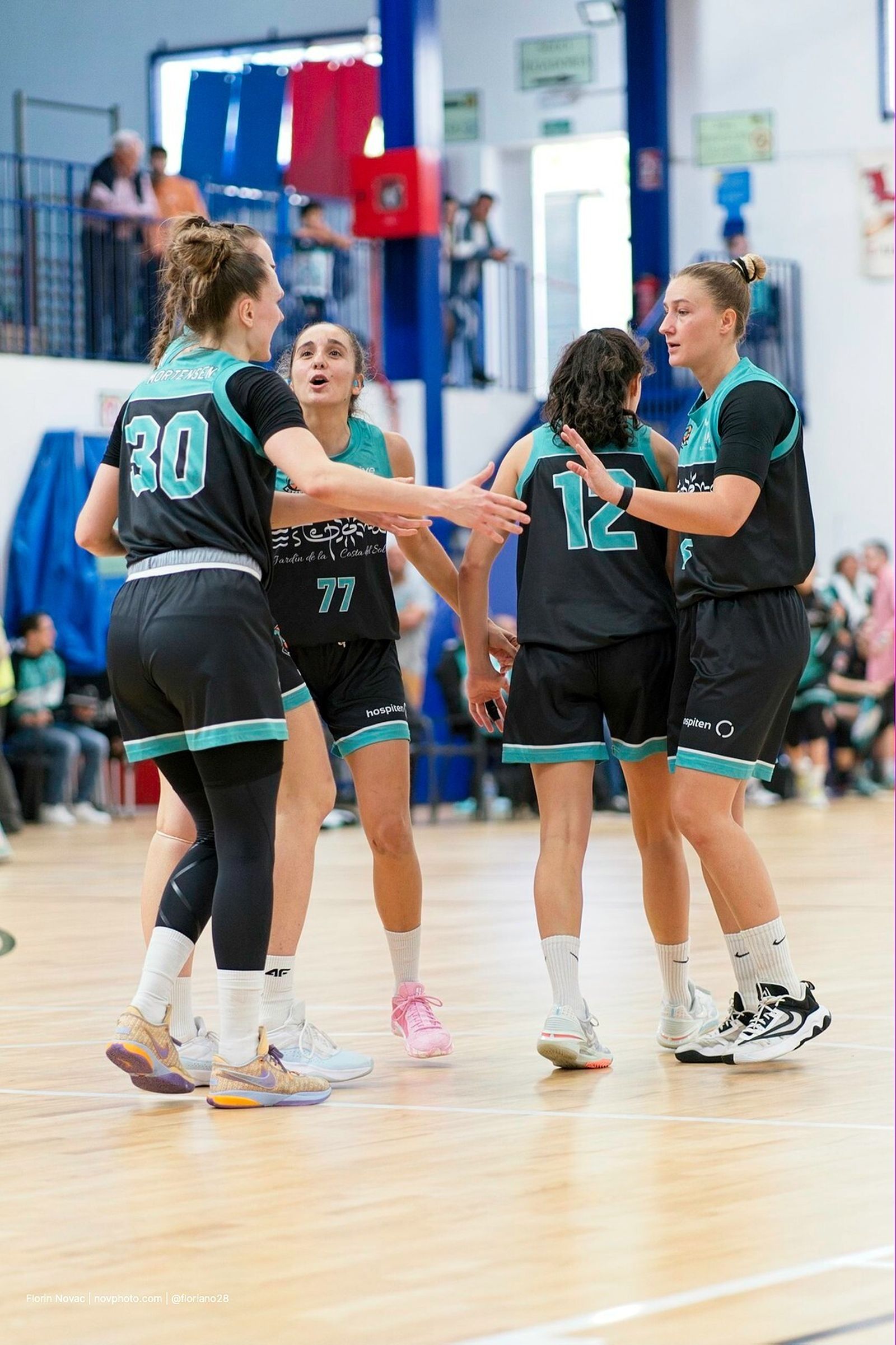 Las jugadoras del CAB Estepona.