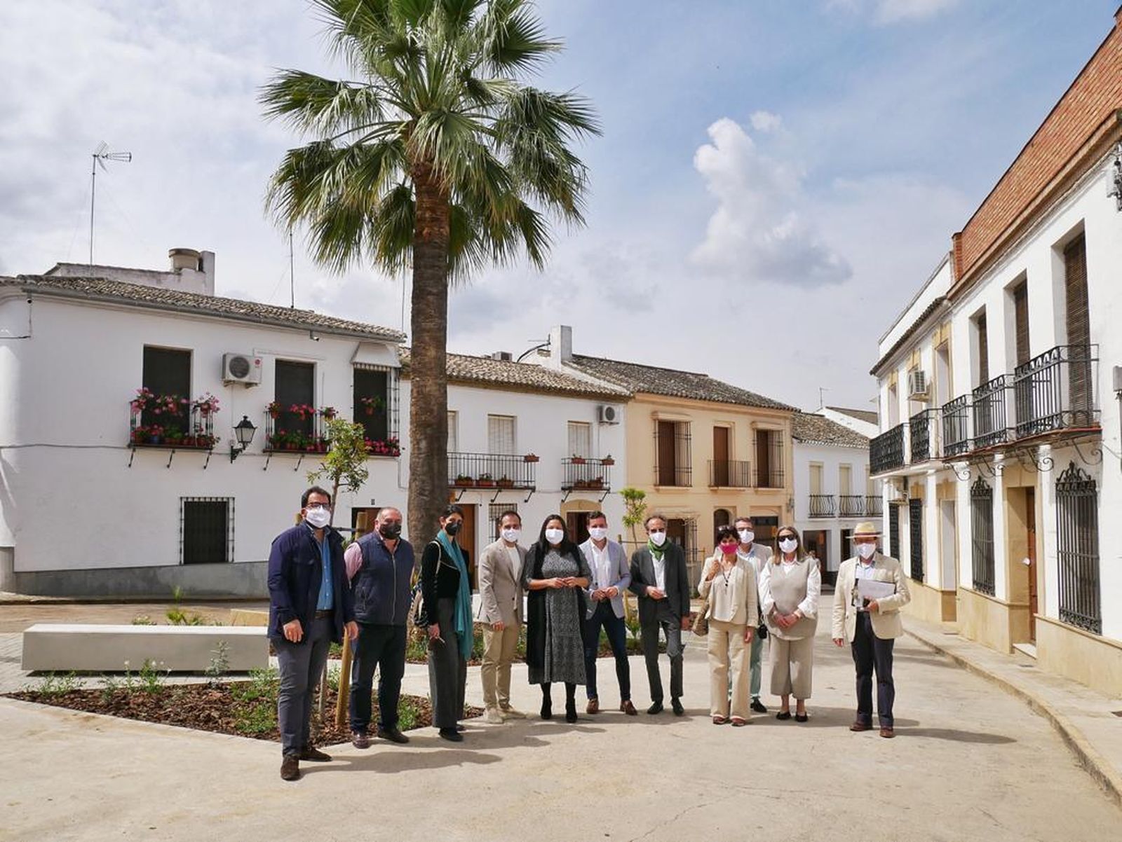Representantes institucionales presentan el Concurso Internacional de Jardinería y Paisajismo.