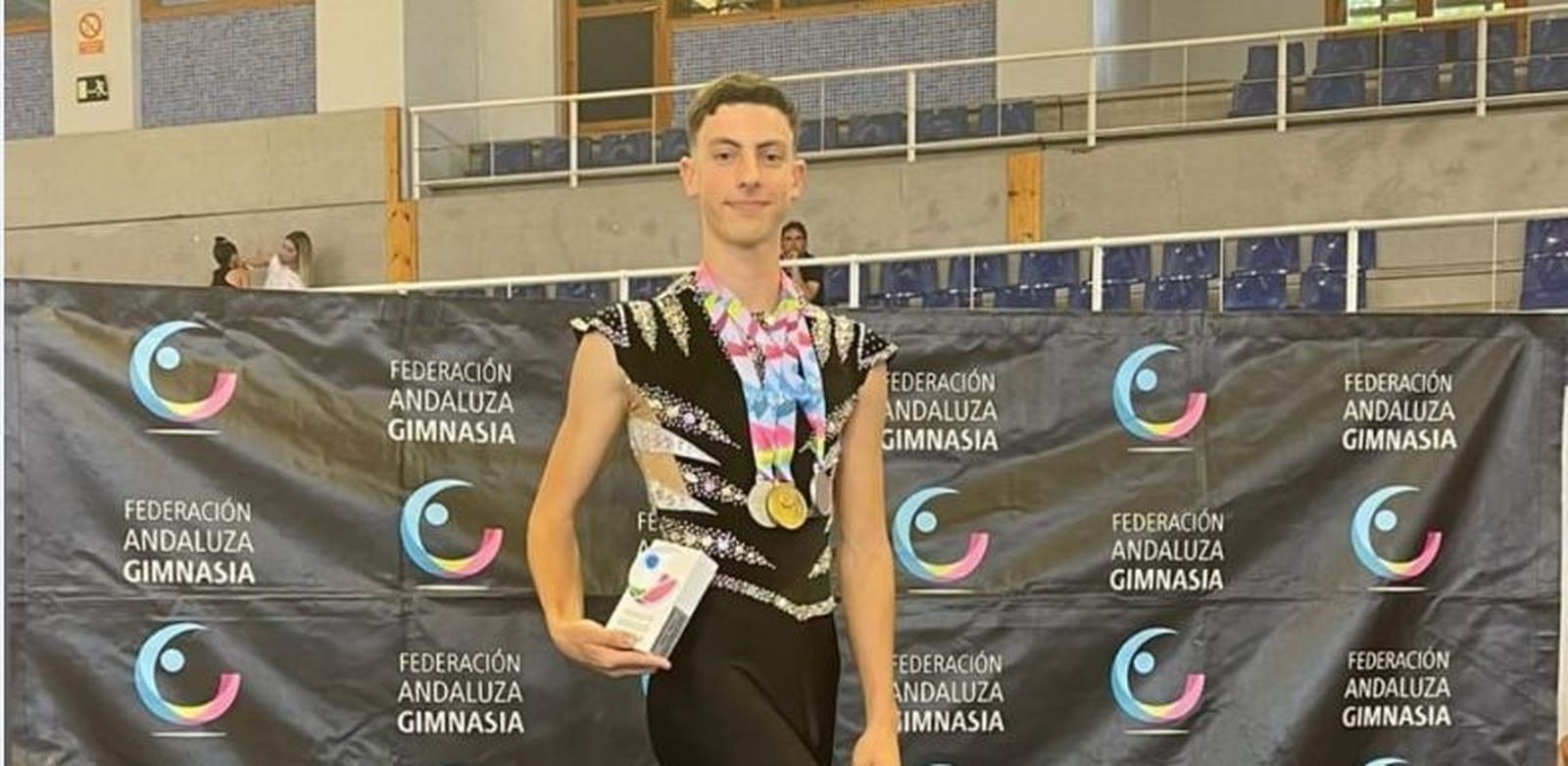 El gimnasta algecireño Álvaro Guzmán