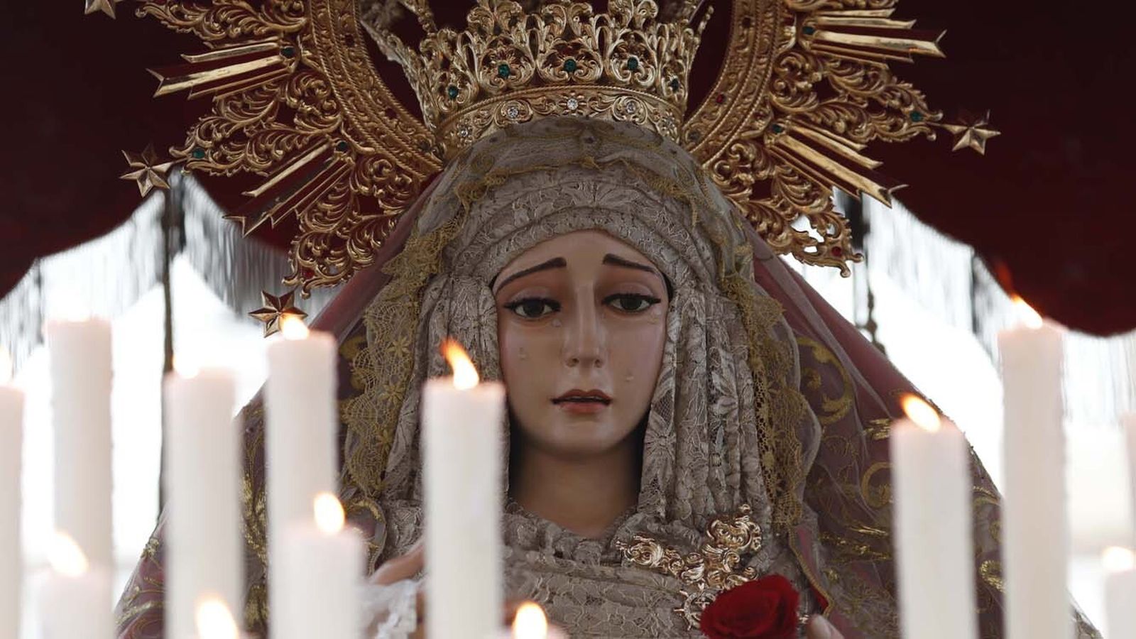 Las imágenes del Jueves Santo en Tarifa: Jesús Nazareno y María Santísima Virgen de la Paz