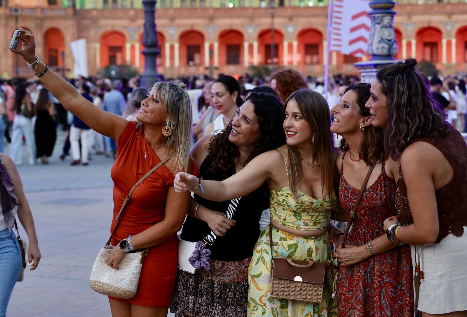 Búscate en las fotos del concierto de Antoñito Molina en Sevilla