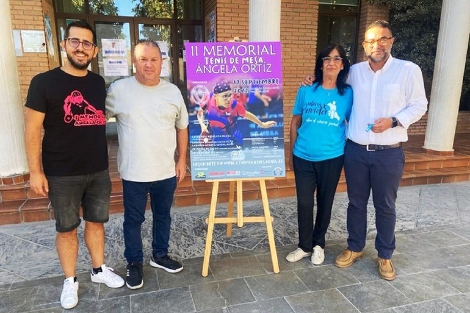 Un momento de la presentación del II Memorial Ángela Ortiz de Tenis de Mesa