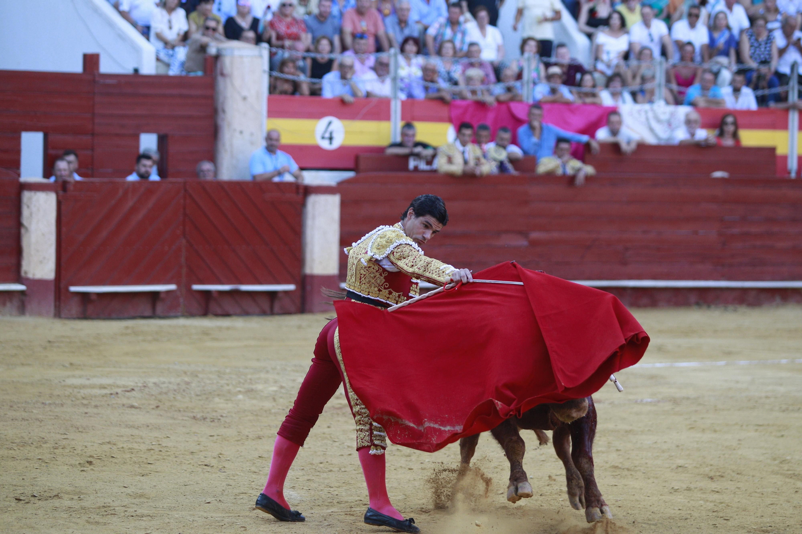 Triunfo del diestro Emilio de Justo en la Corrida de Toros de la Feria de Almería 2023