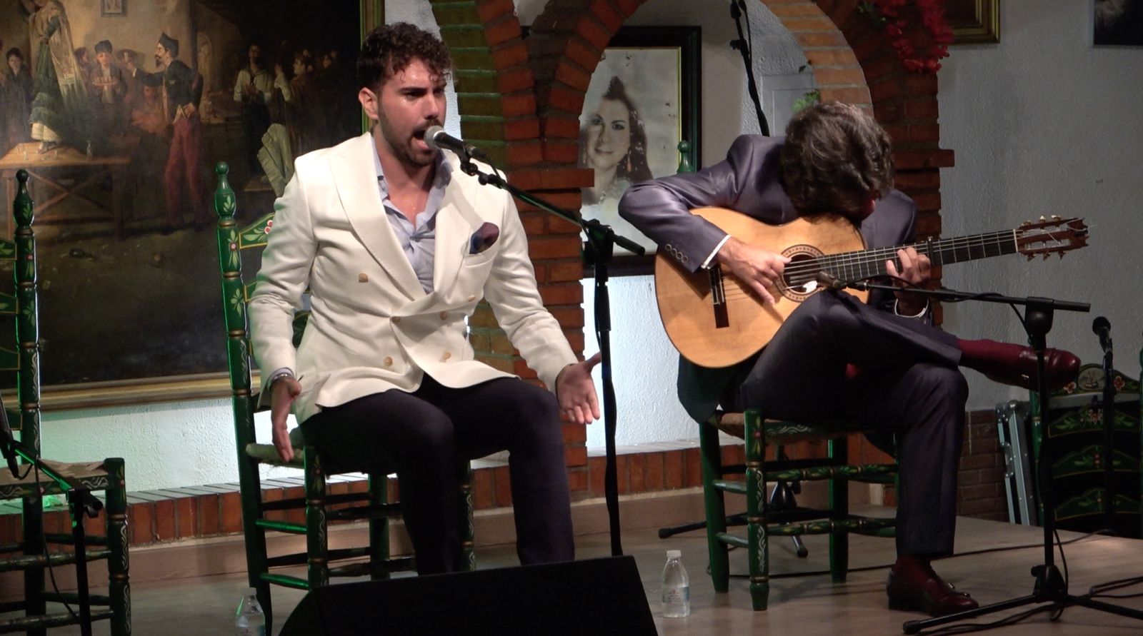 Los Cernícalos vive una de sus grandes noches con El Berenjeno y El Tolo