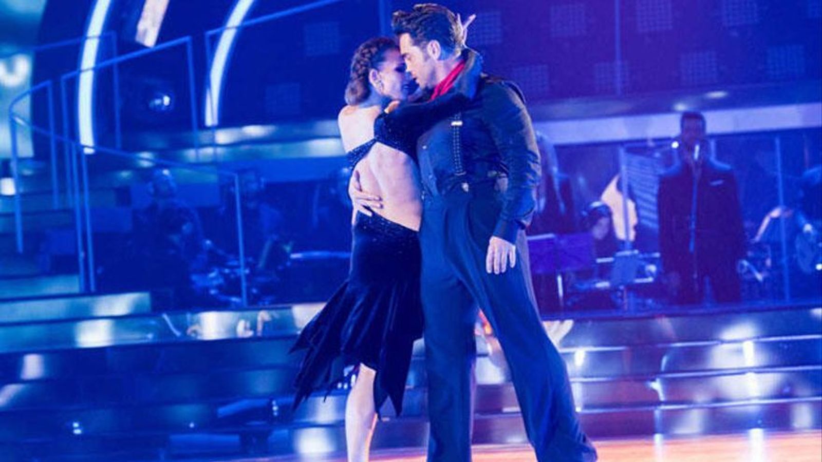 David Bustamante, en plena actuación cuando participó en la edición española de 'Bailando con las estrellas'.