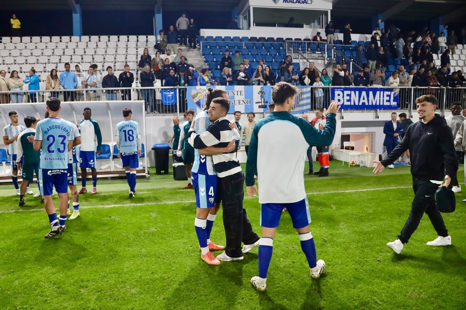El Atlético Malagueño se estrena ante el UCAM Murcia (1-0)