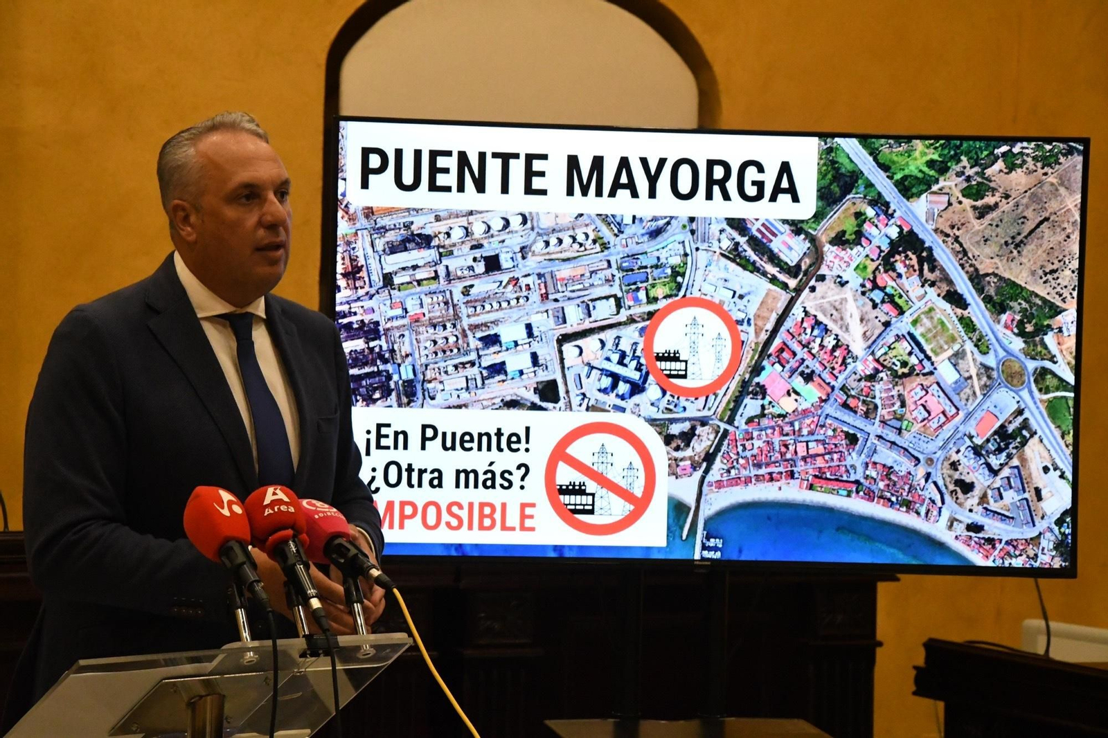 Juan Carlos Ruiz Boix presenta la campaña de rechazo a la ampliación de la subestación de Puente Mayorga