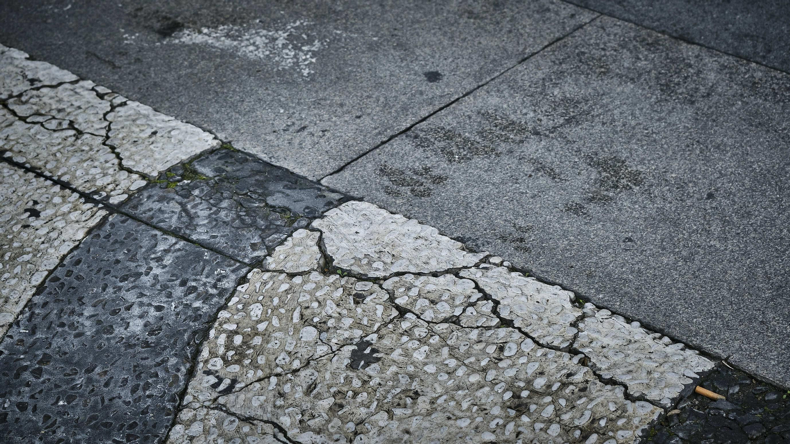 Estado del pavimento en plaza San Juan de Dios
