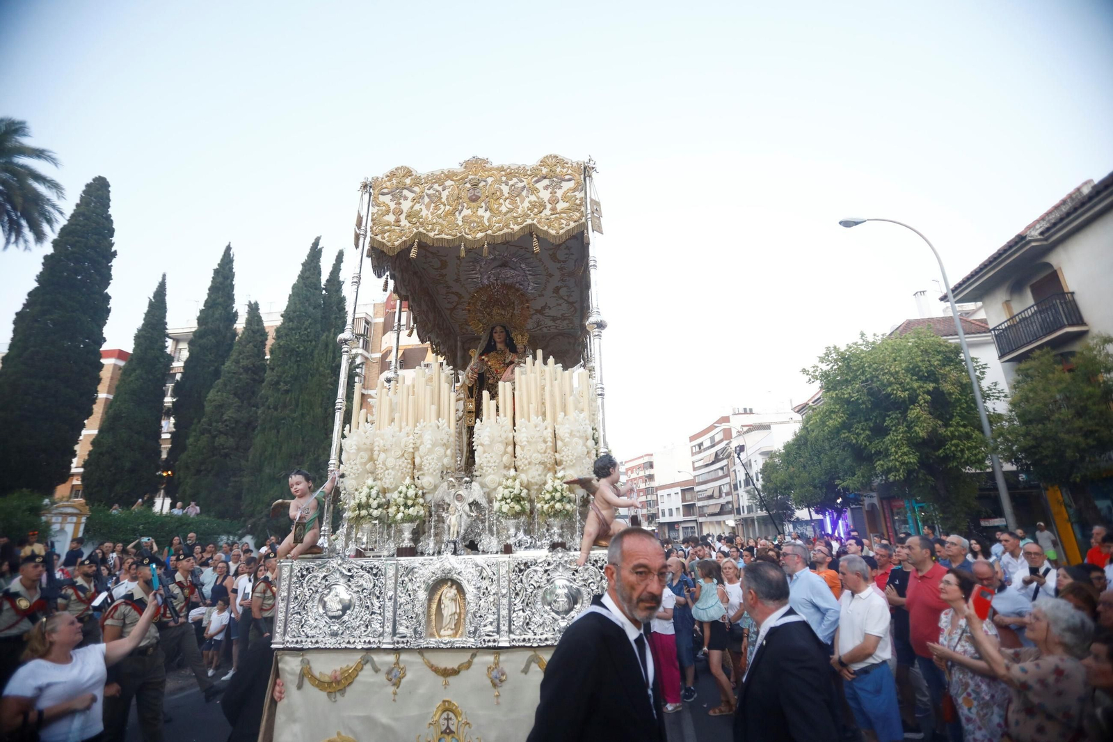 Las mejores fotos de la procesión de la Virgen del Carmen de San Cayetano de Córdoba