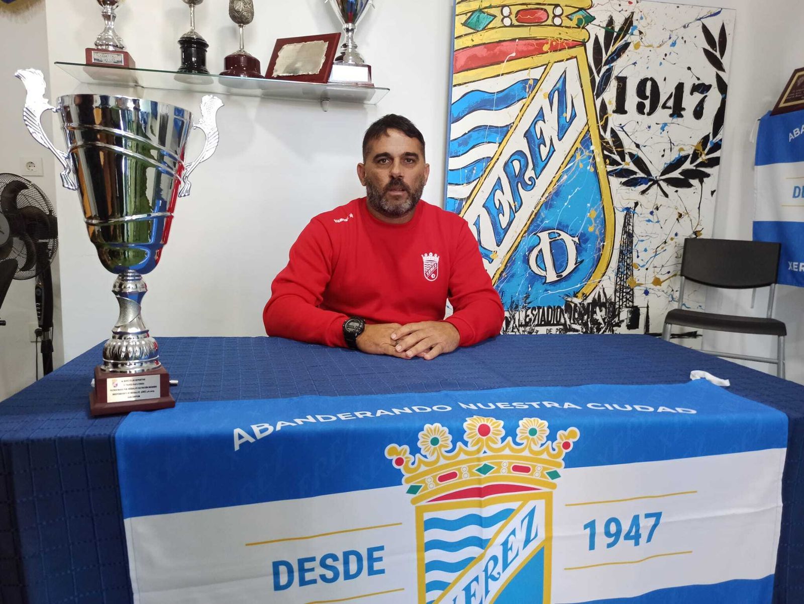 Emilio Fajardo, durante la rueda de prensa previa al partido contra el Real Murcia.