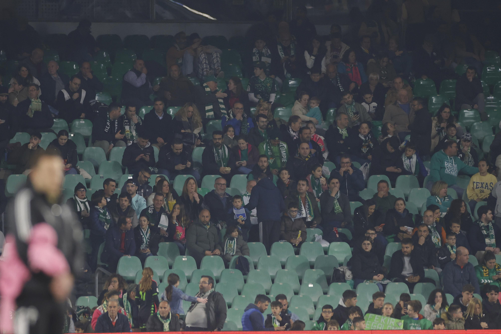 Búscate en las fotos del Betis-Celta