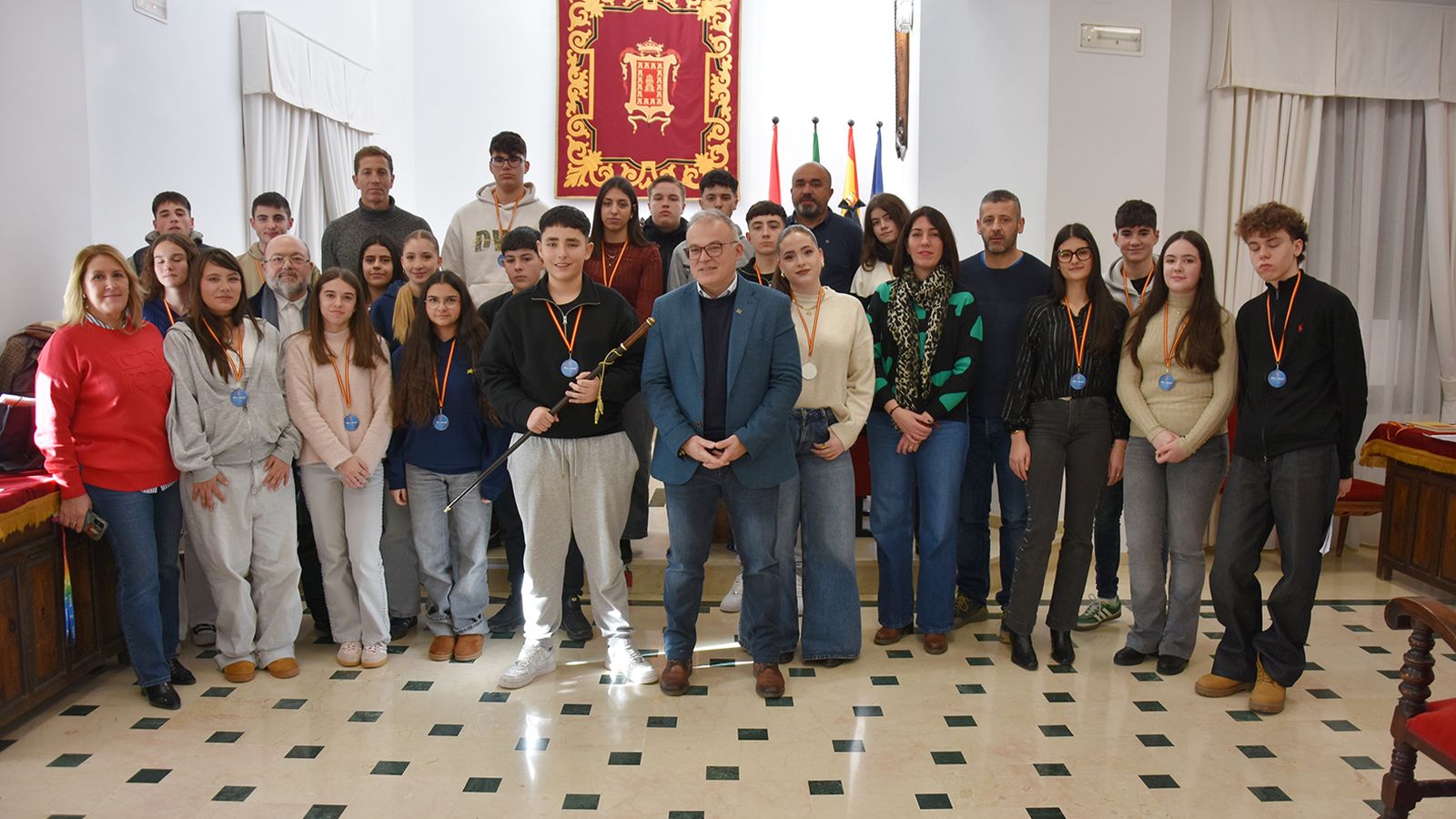Los alumnos de 4º de Secundaria de los cinco centros bastetanos que han participado en el acto