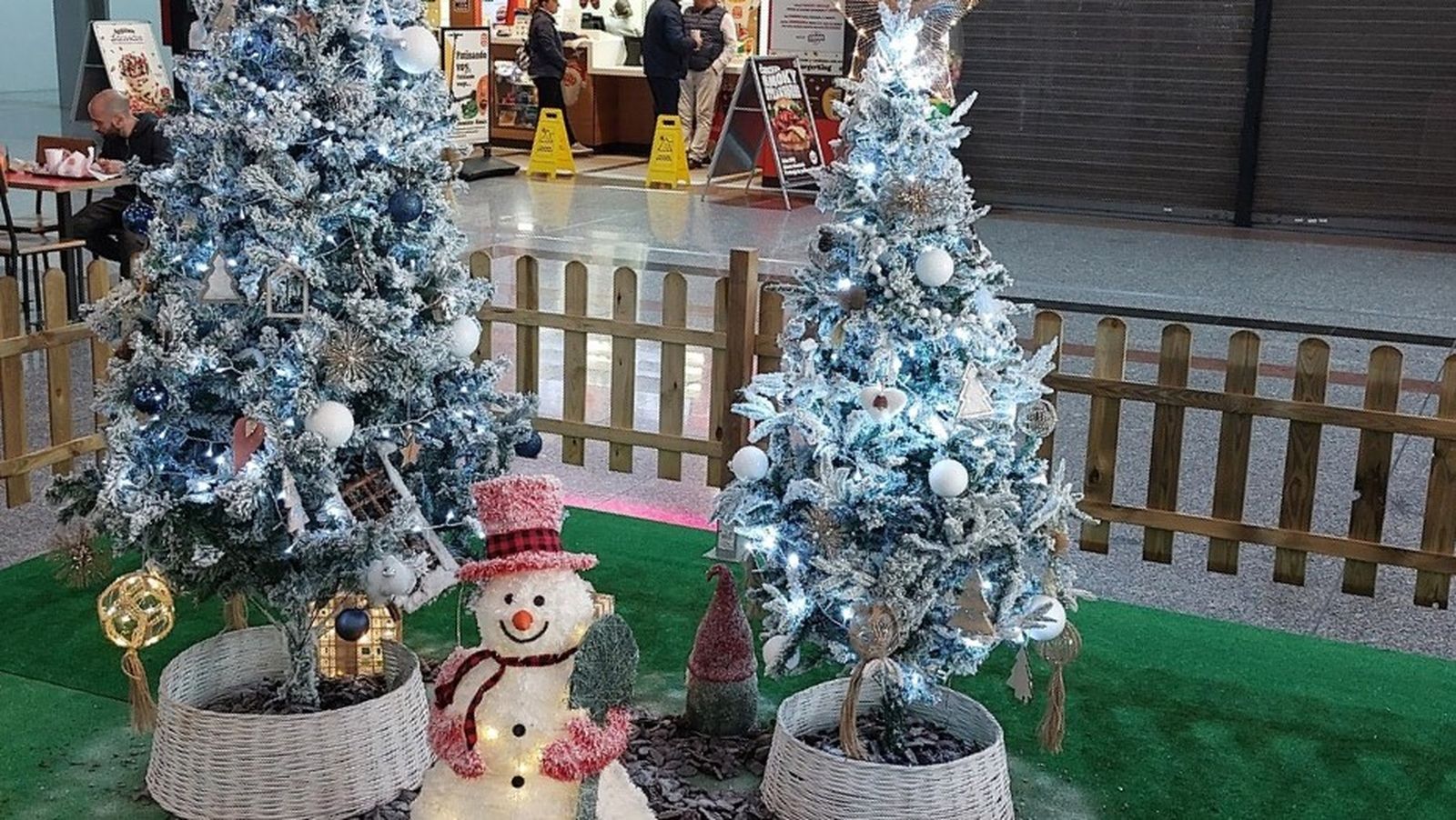Decoración de Navidad en Bahía Plaza.