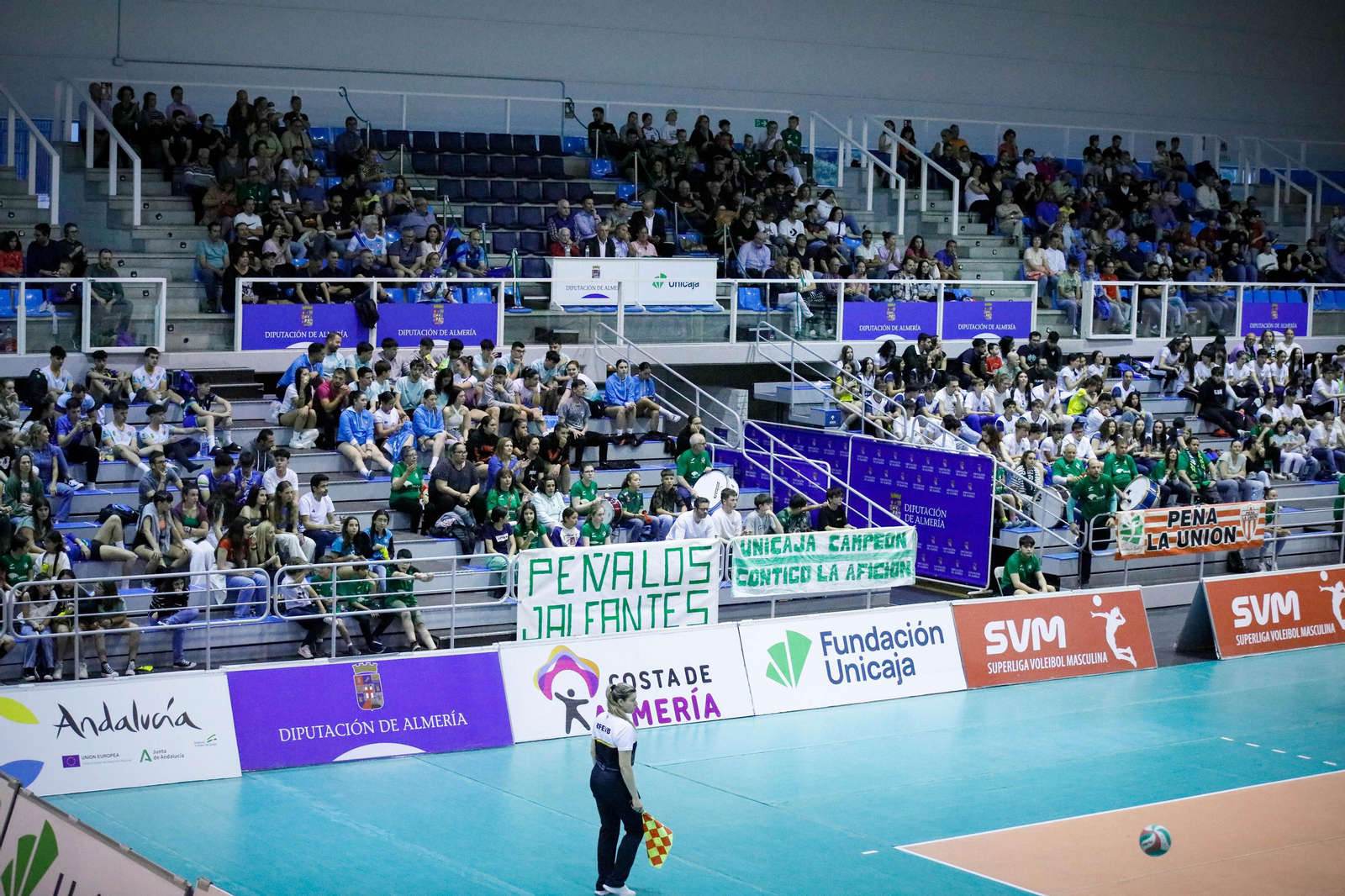 Imágenes del partido entre Unicaja Almería y Grupo Herce Soria