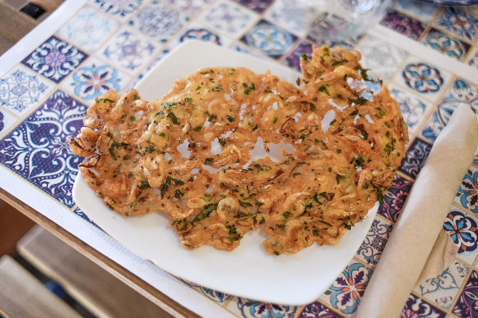 La tortillita de camarones de A Fuego Lento, ganadora de la Ruta de Tapas de Autor.