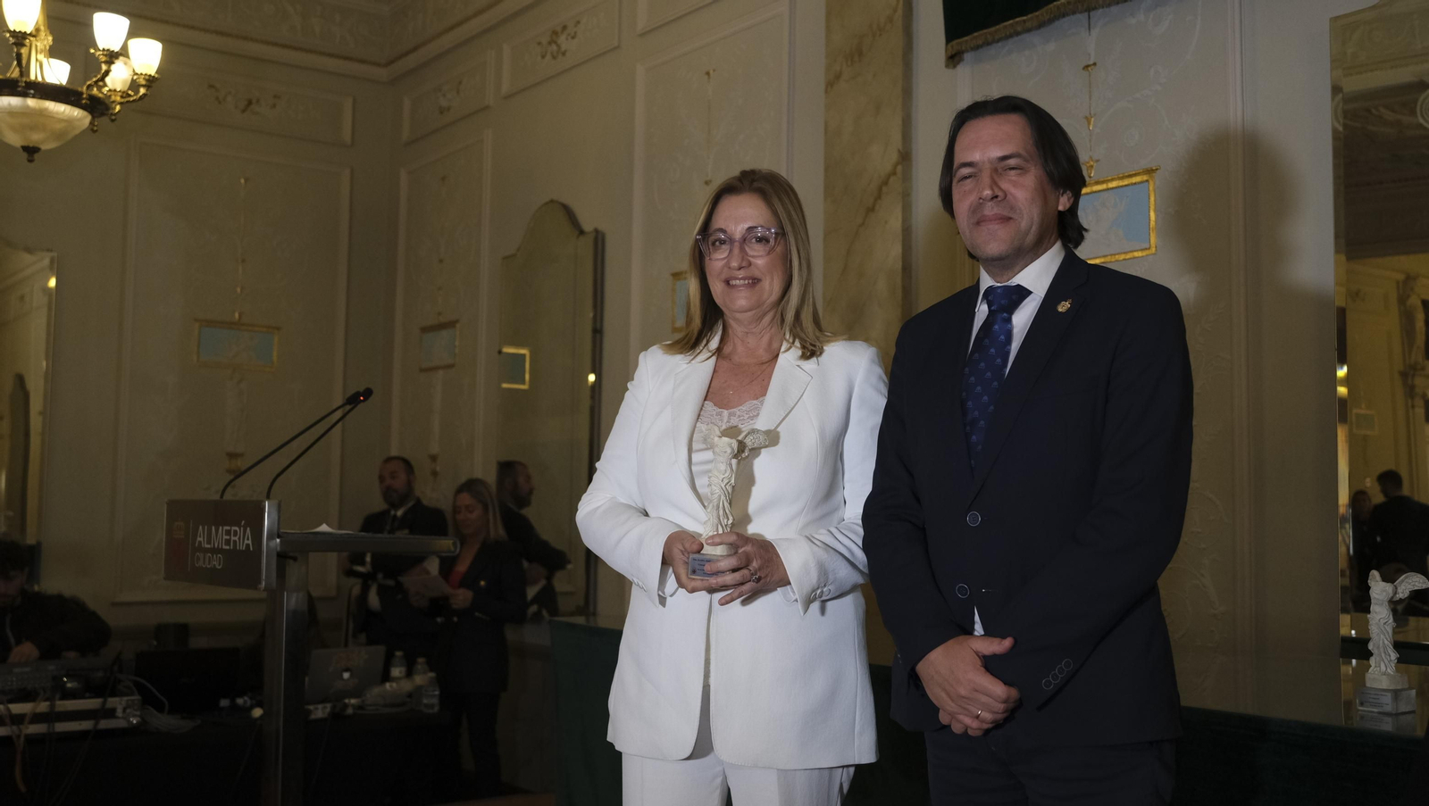 Imágenes de las galardonadas por el Ayuntamiento de Almería con motivo del Día de la Mujer