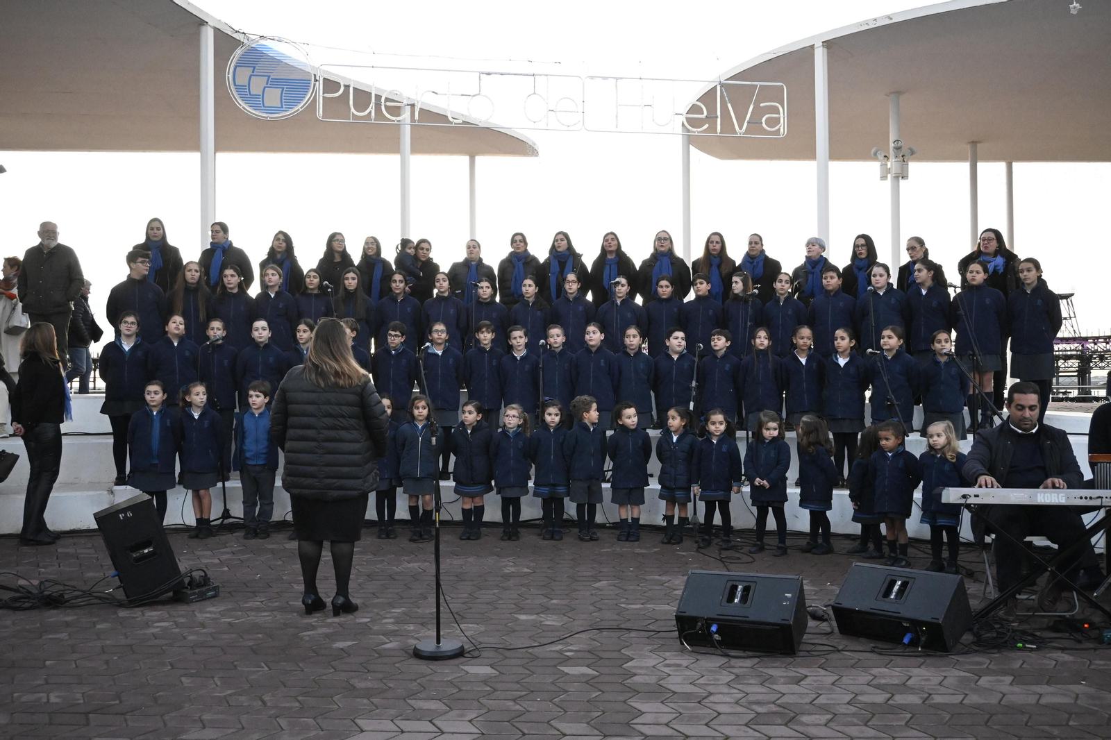 Alumbrado del Puerto de Huelva, en imágenes