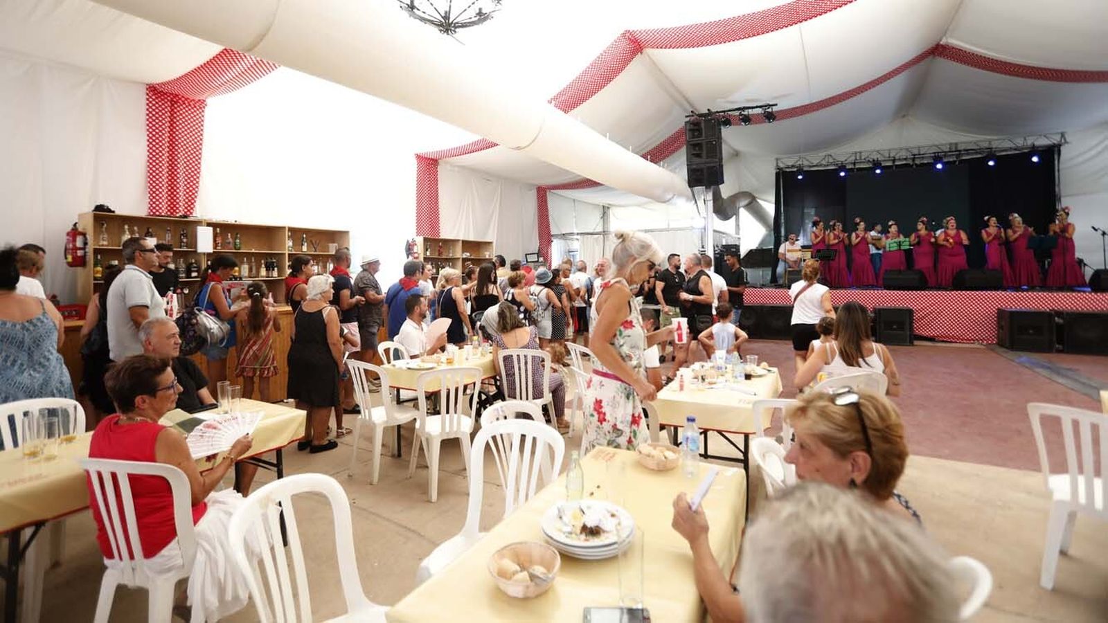 Fotos del Domingo de Feria en San Roque