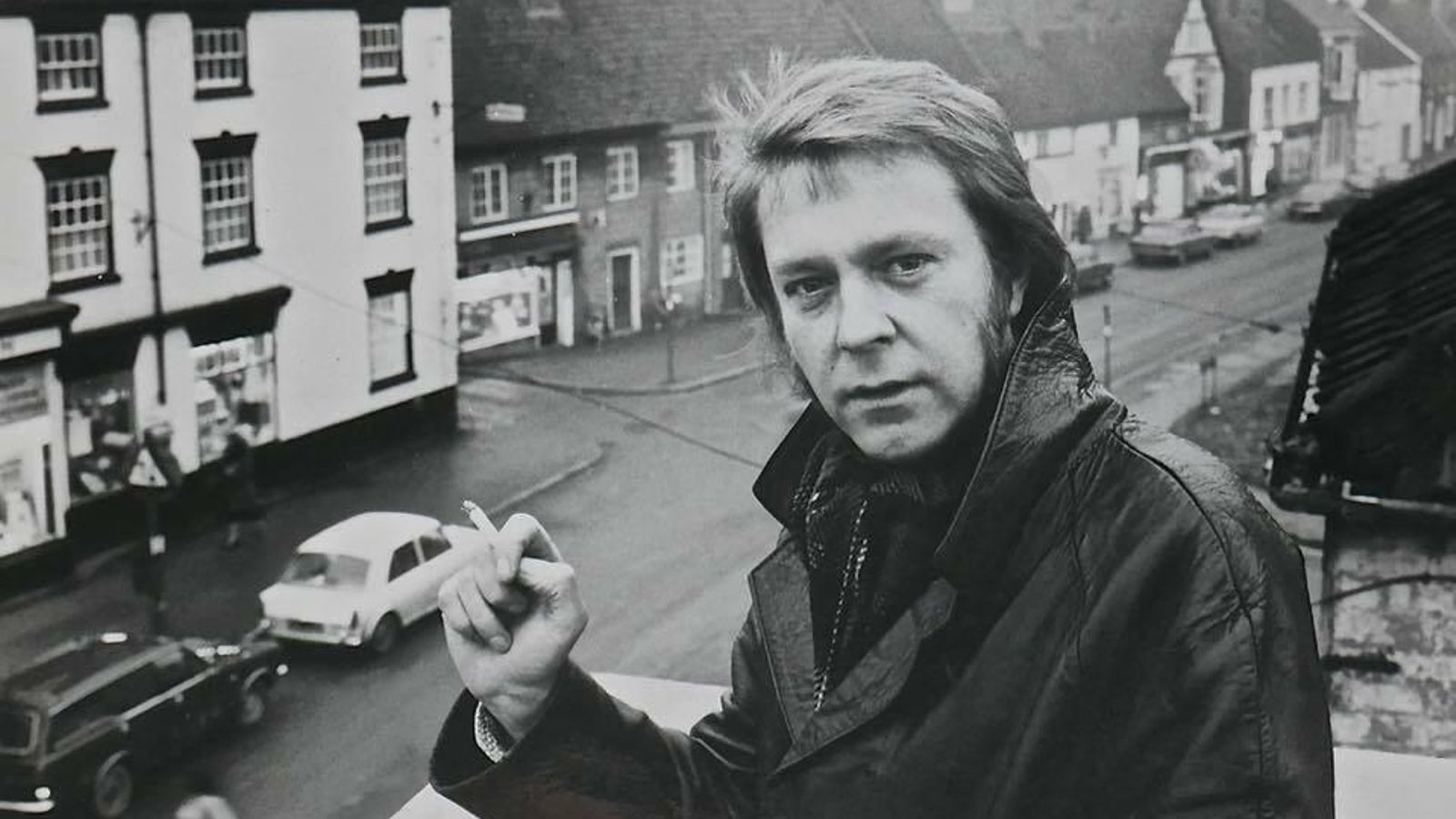 Ted Lewis, con su sempiterno cigarrillo.