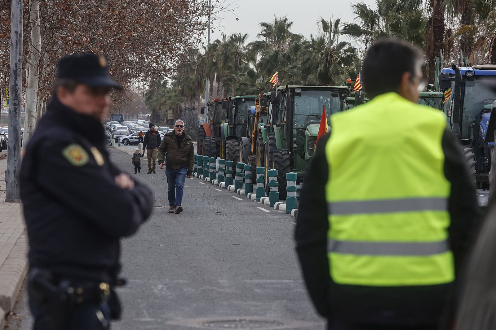 Las imágenes de la tractorada por las carreteras españolas: el campo para las principales vías