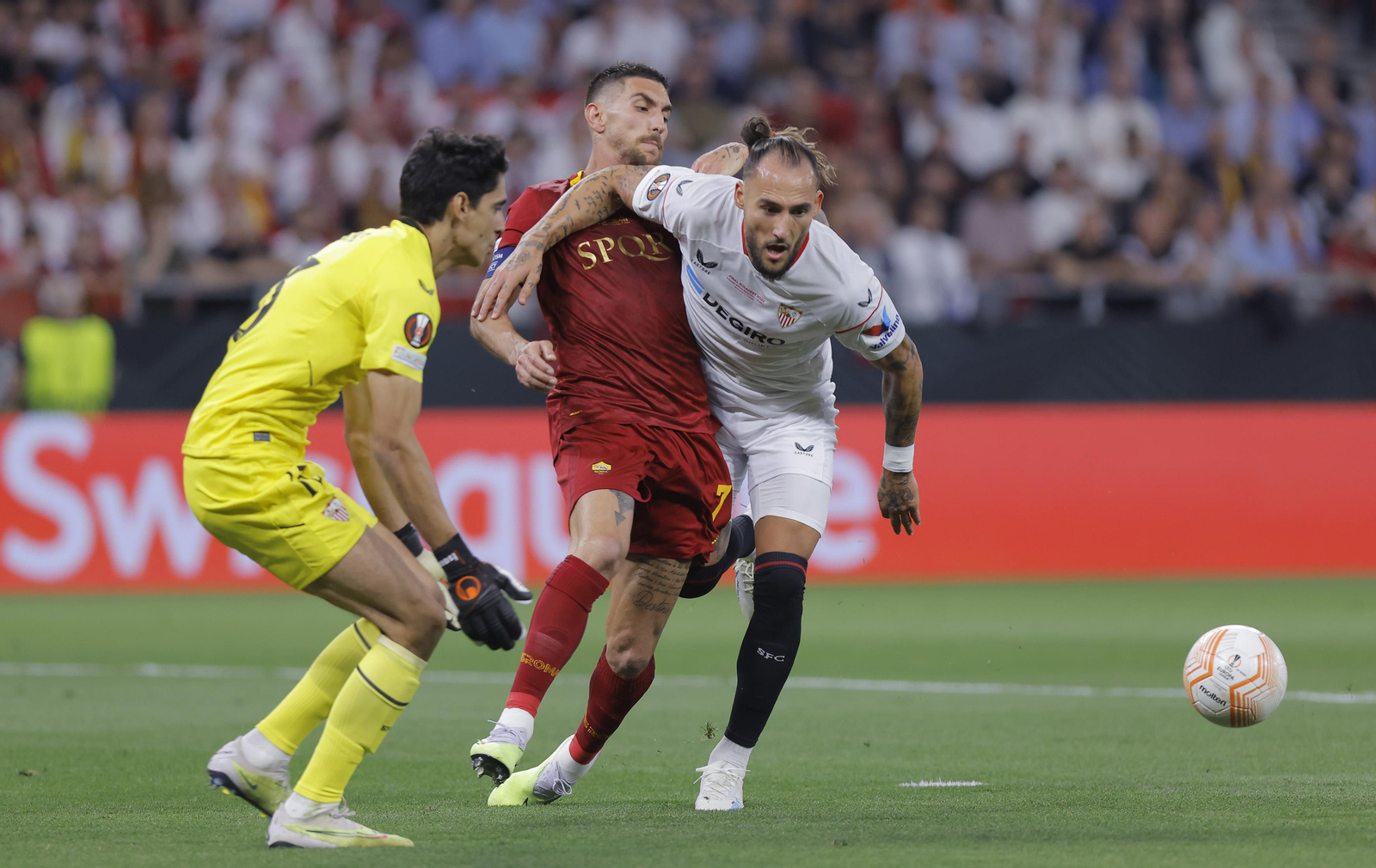 Las imágenes del Sevilla-Roma