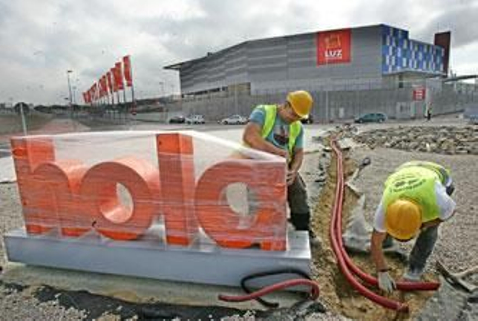 'Luz Shopping', en la recta final