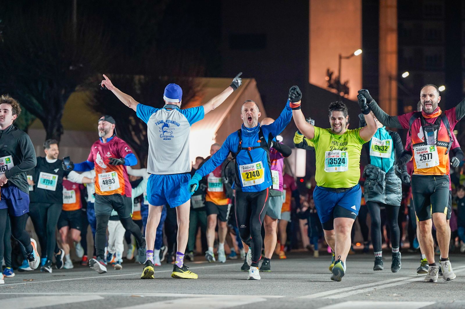 En imágenes: búscate en tu llegada a meta de la Carrera de San Antón 2026 (18)