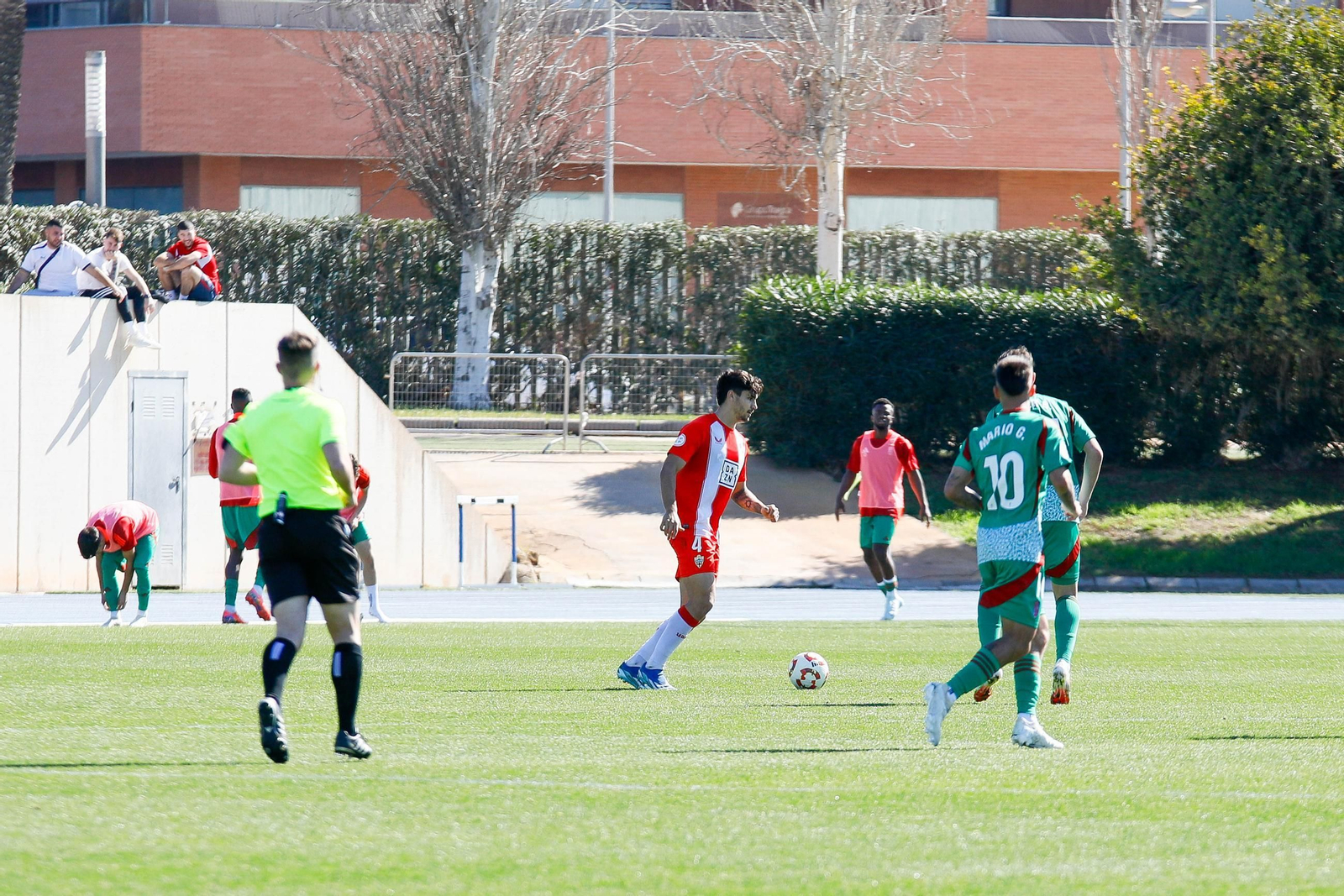 Las imágenes de Segunda RFEF entre Almeria B y recreativo de Granada