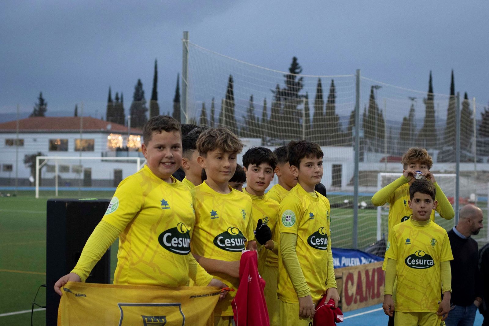 Las mejores imágenes del II Torneo de fútbol Granada Contra el Cáncer