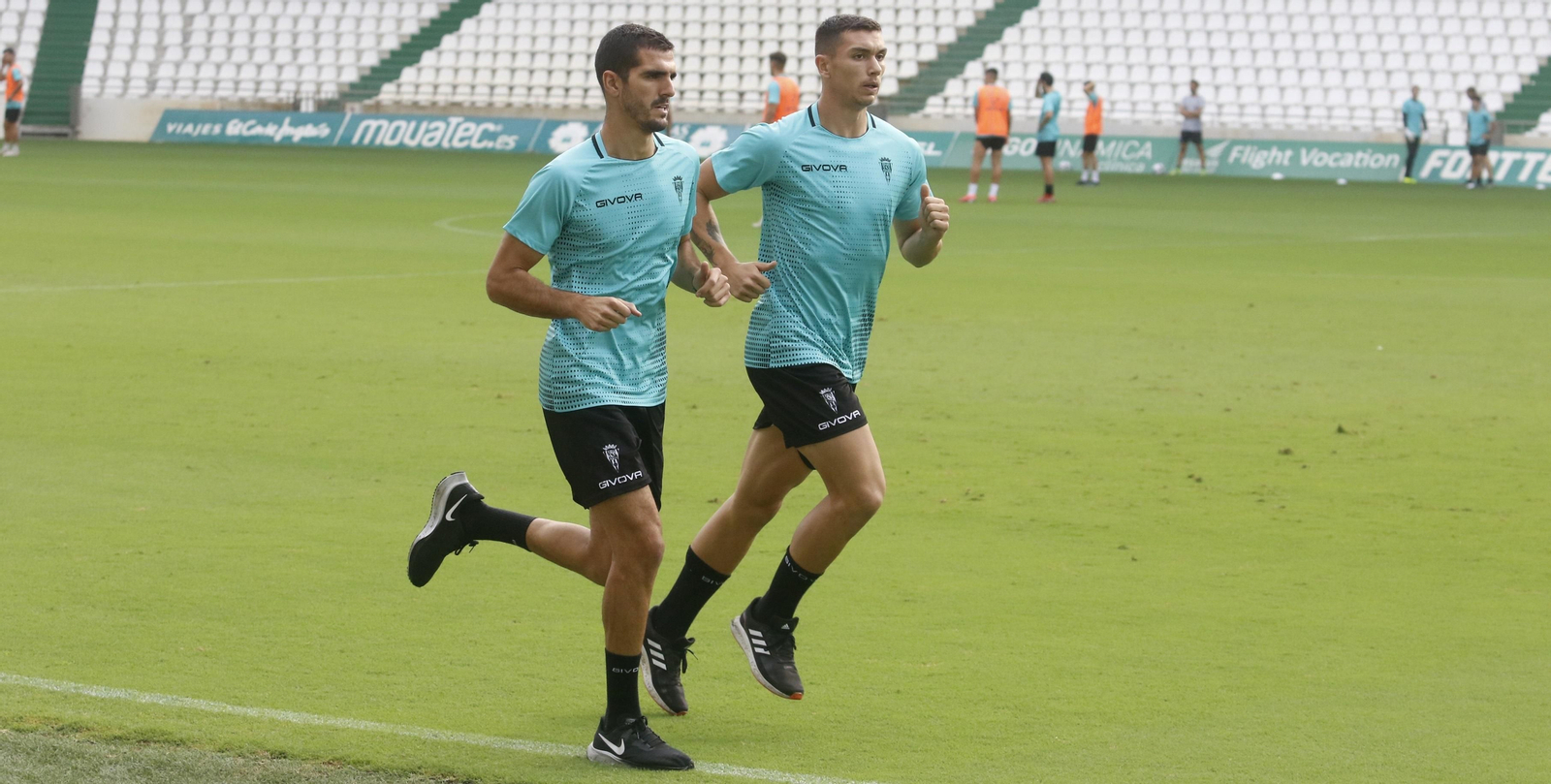 Bernardo y Adrián Fuentes se ejercitan en El Arcángel.