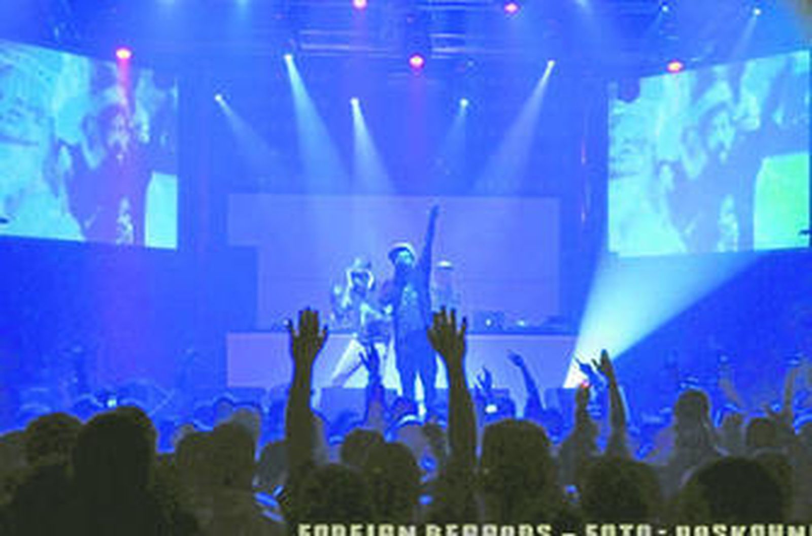 Los británicos Foreign Beggars, durante una de sus actuaciones.