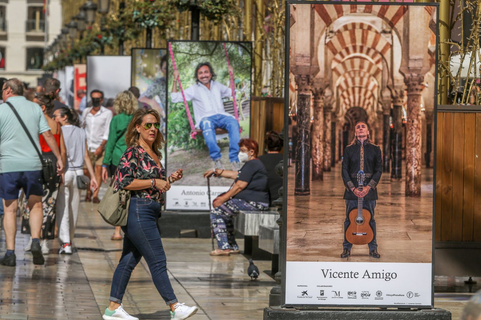 La exposición 'Out Flamenco' en calle Larios.