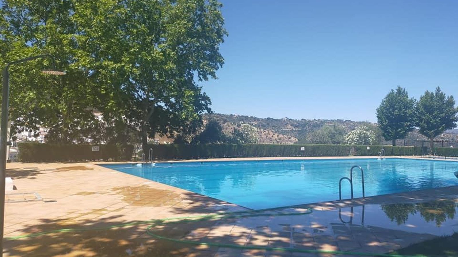 Piscina de El Gastor. Piscina de El Gastor.