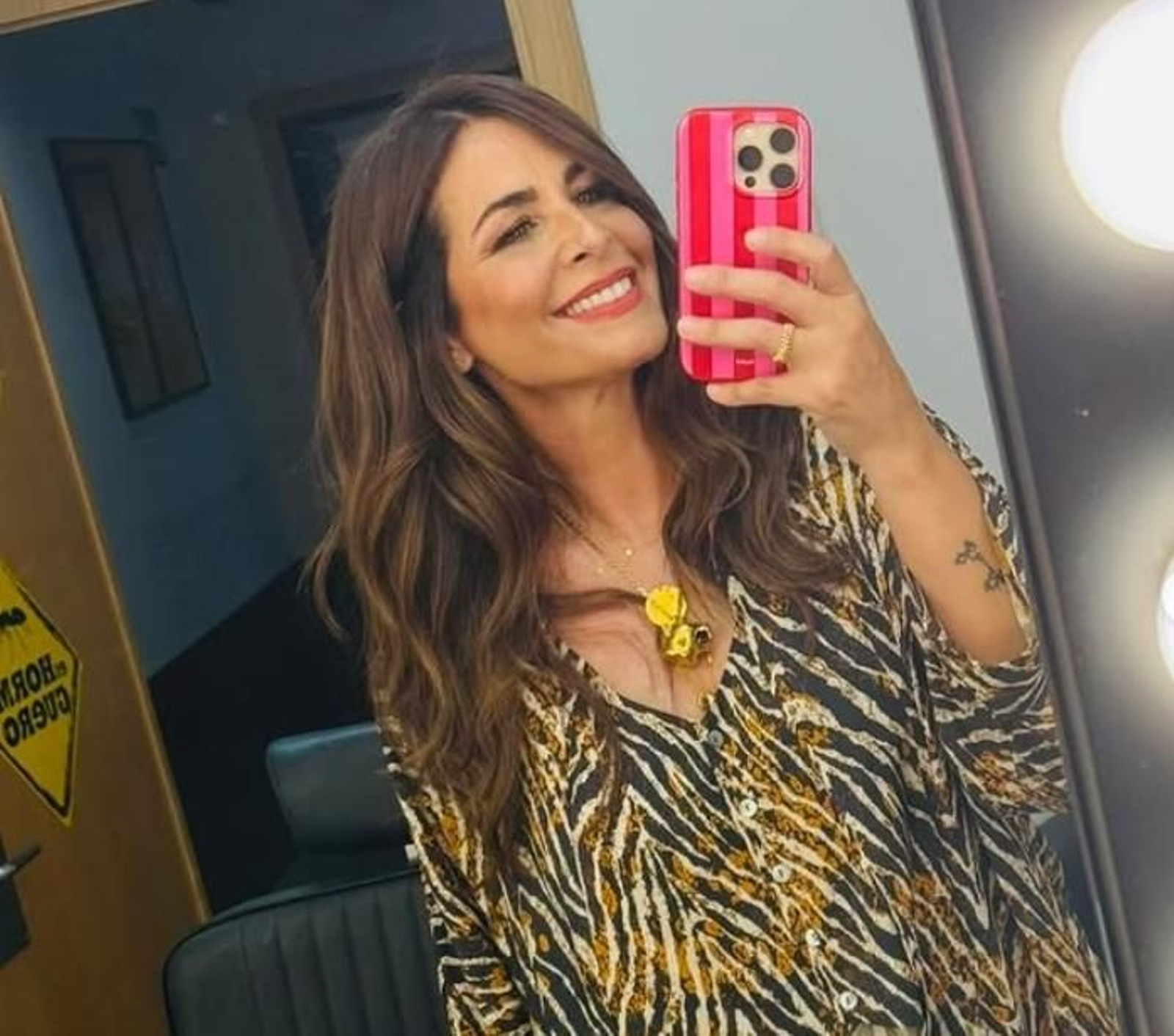 Elegantes y muy versátiles, así son los pantalones anchos de Stradivarius en el color en tendencia del otoño que salvan todos tus looks.