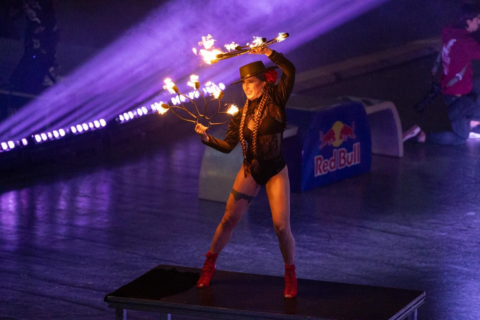 En imágenes: el Soloflow Freestyle enamora en Jaén con acrobacias y espectáculo en estado puro