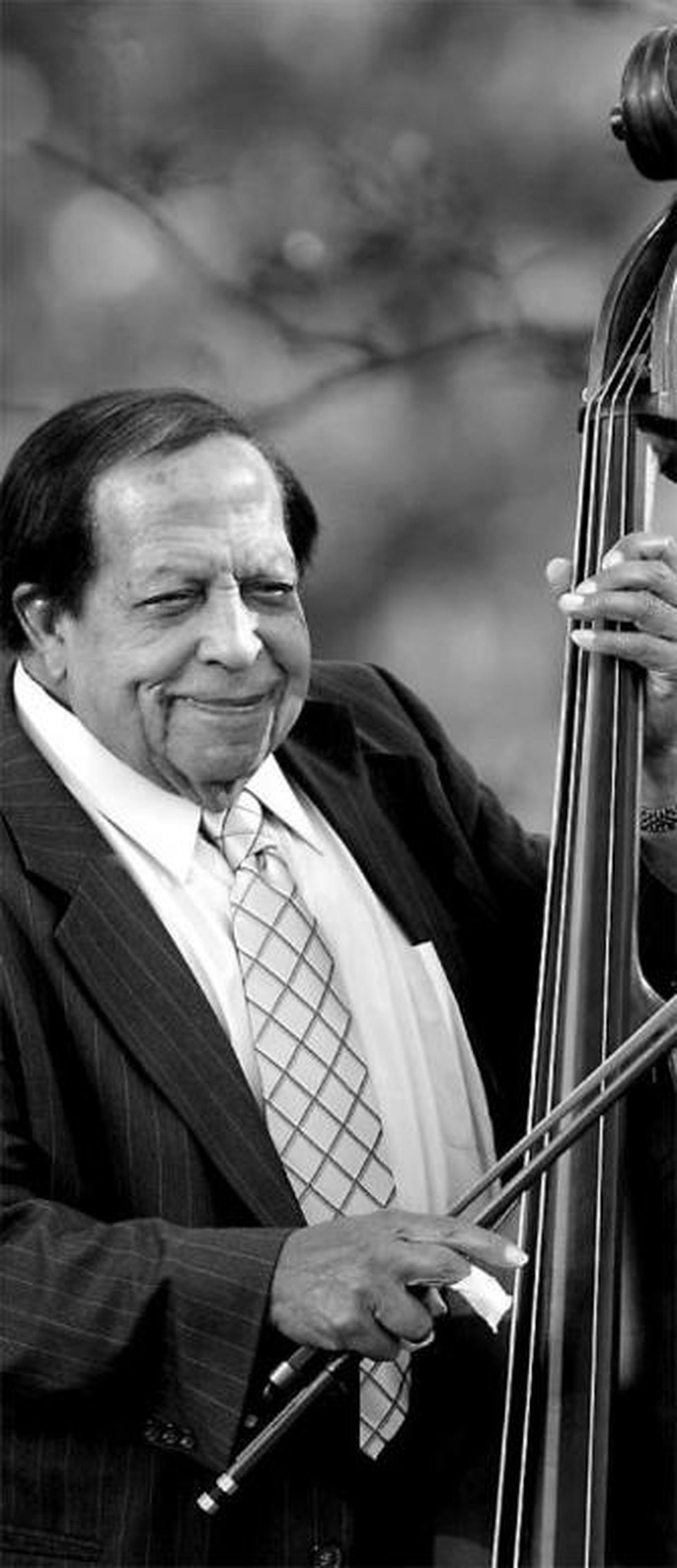 Cachao, con su muerte se apaga la música latina.